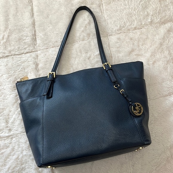 Michael Kors Handbags - MICHAEL KORS Tote